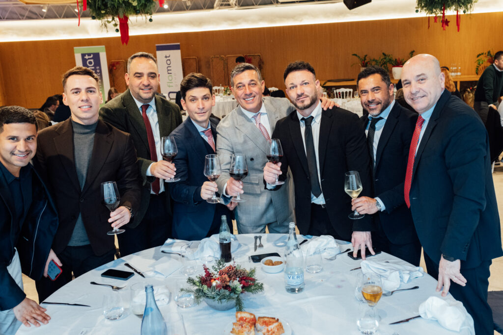 Foto de grupo Evento Navidad Flamat